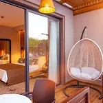 Arwen Hotel 3*