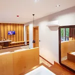 Hotel Arwen 3*