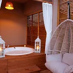Arwen Hotel 3*