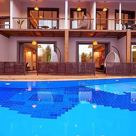 Arwen Hotel